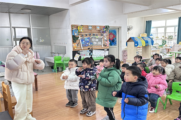 单舒苒28.jpg 单舒苒28.jpg