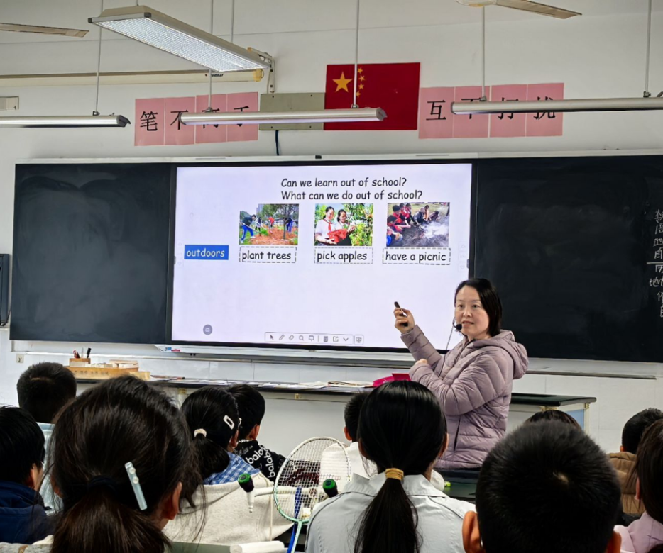 姚芳.png 姚芳.png