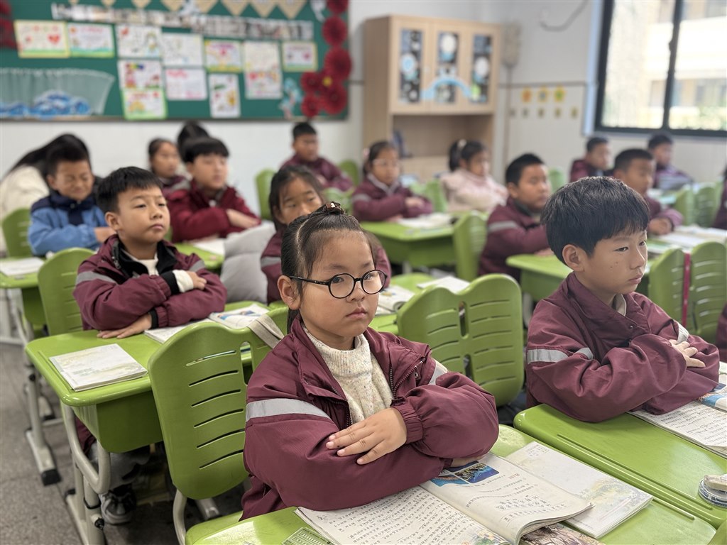 76216e0ac2182779b467f9a824cca45f.jpg 76216e0ac2182779b467f9a824cca45f.jpg