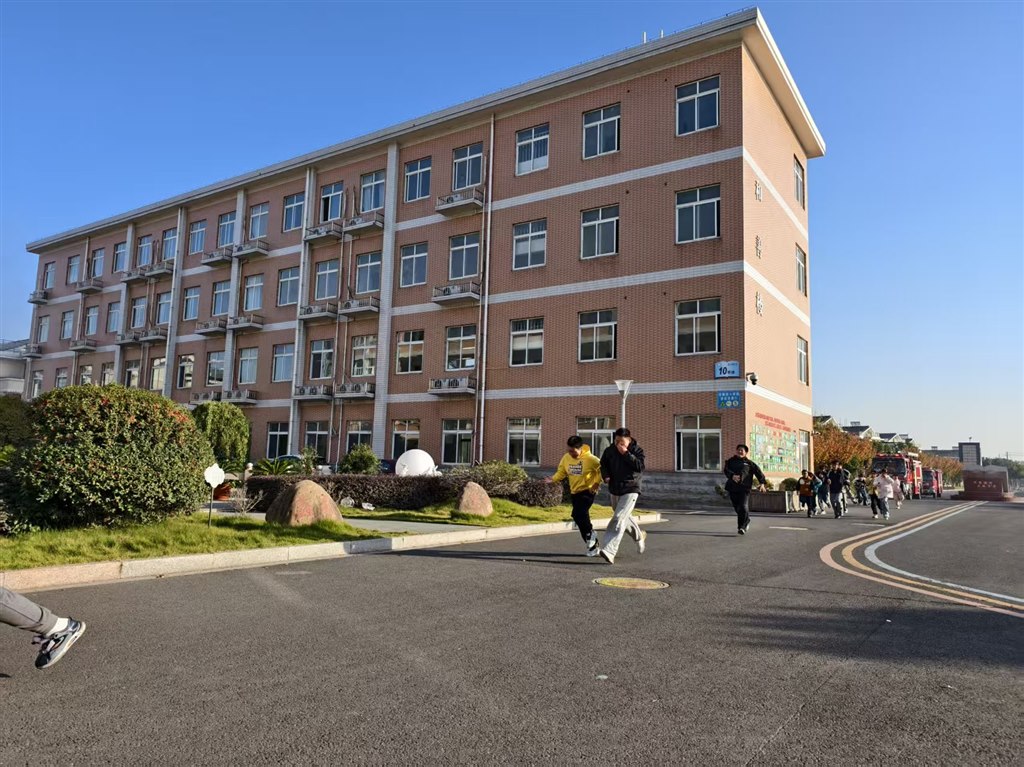 mmexport1764149654723.jpg mmexport1764149654723.jpg