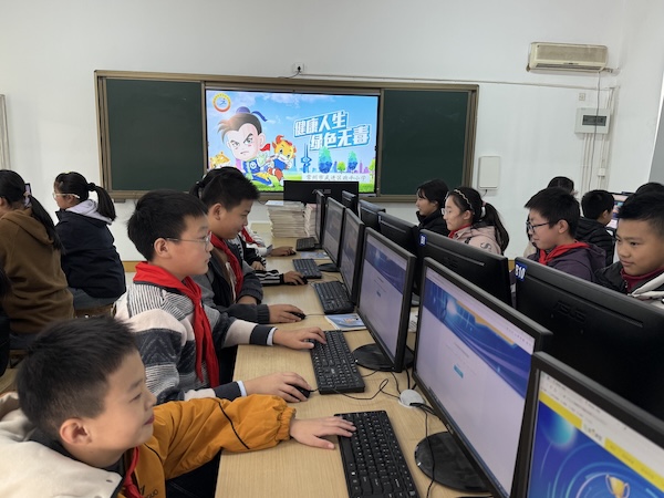 微信图片_20251126135025_11_395.jpg 微信图片_20251126135025_11_395.jpg