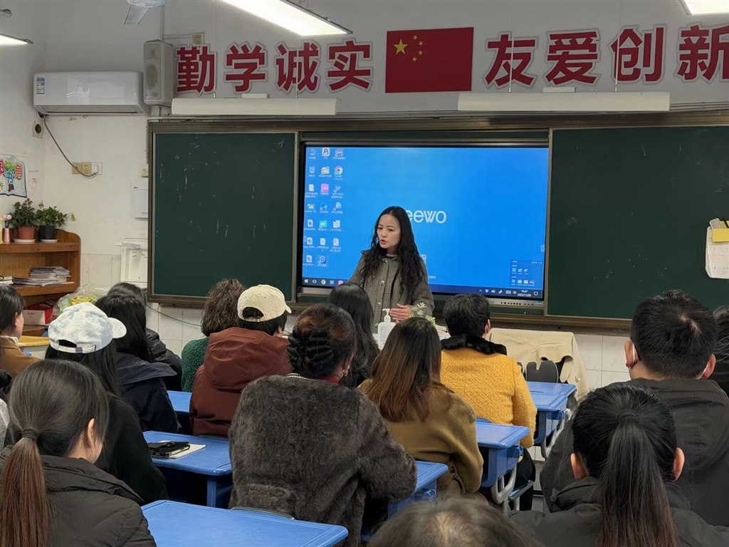 IMG_8176.JPG IMG_8176.JPG