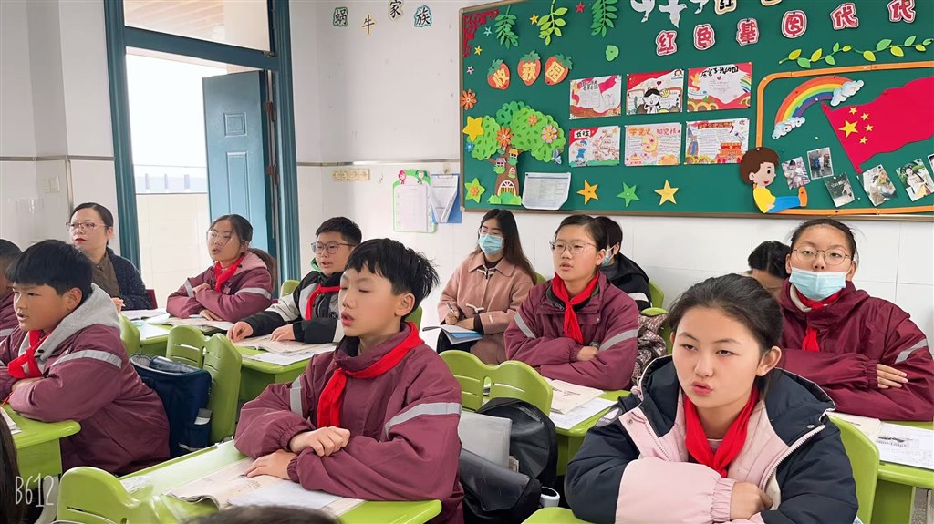 微信图片_20251201112322_272.jpg 微信图片_20251201112322_272.jpg