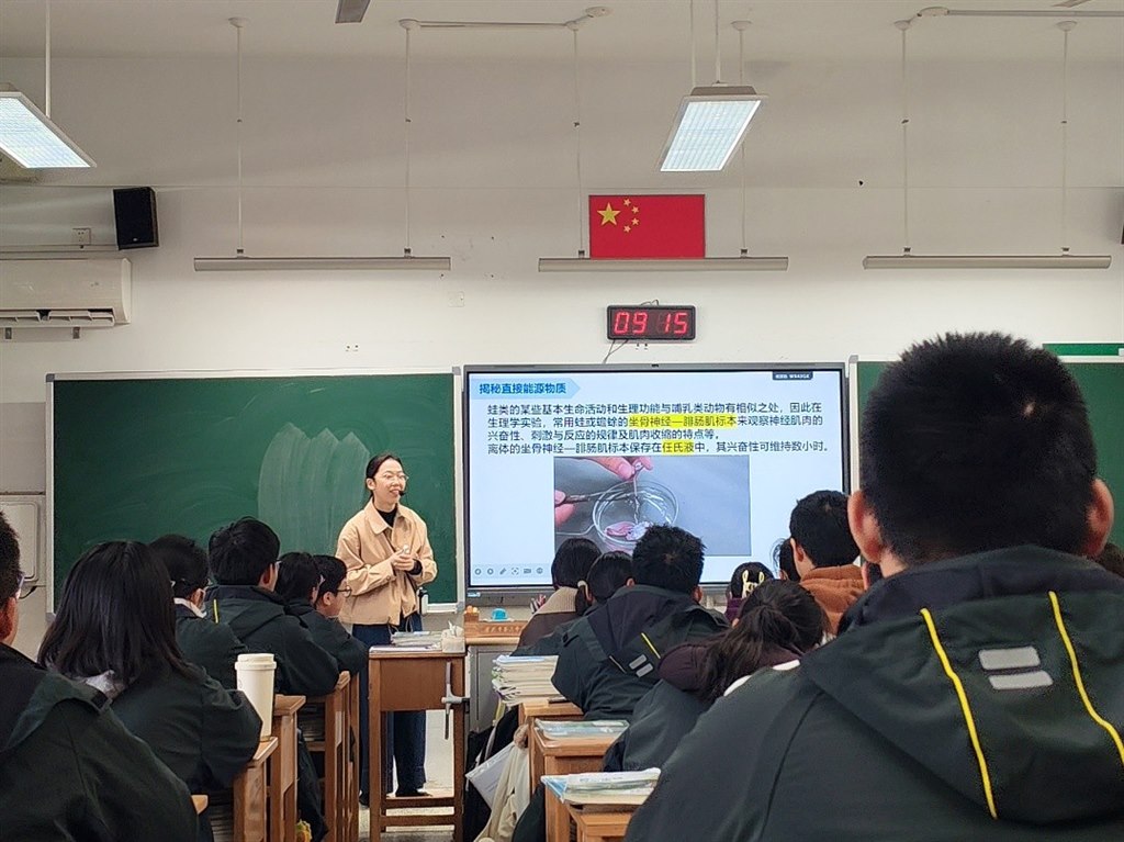 2.jpg 2.jpg