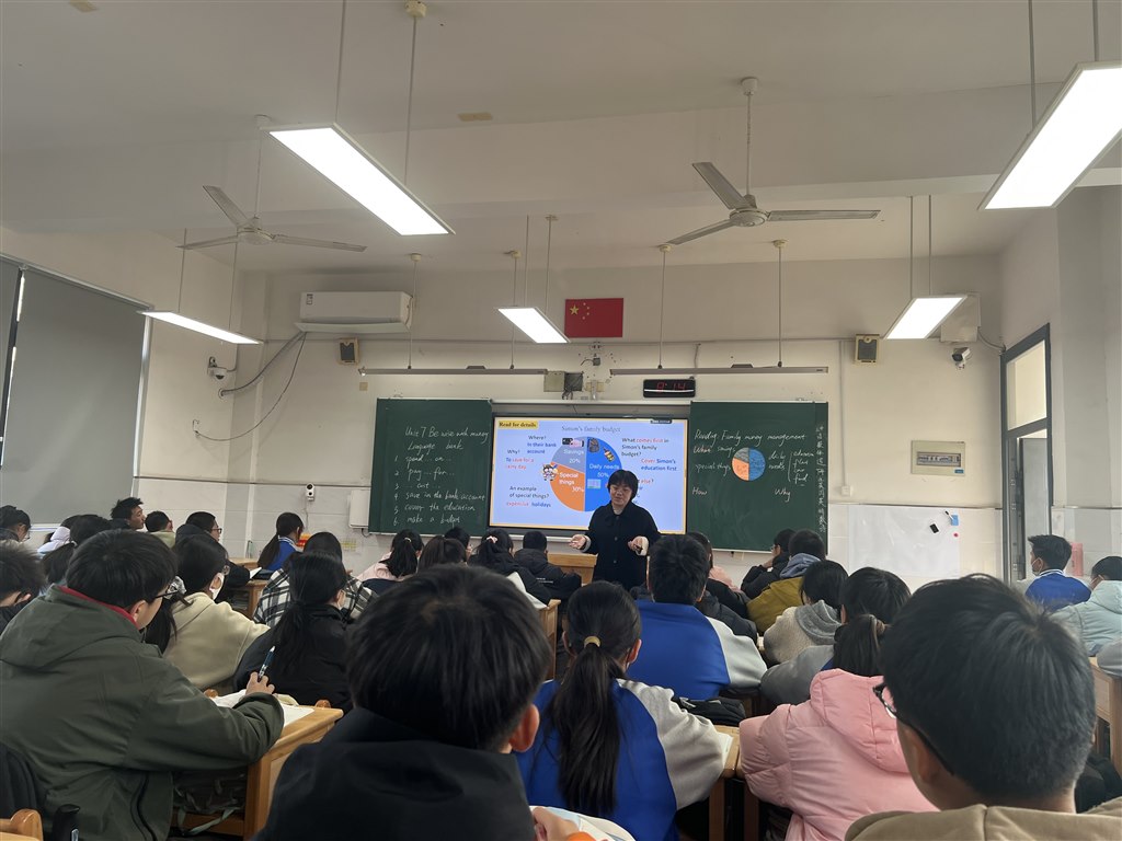 吴2.jpg