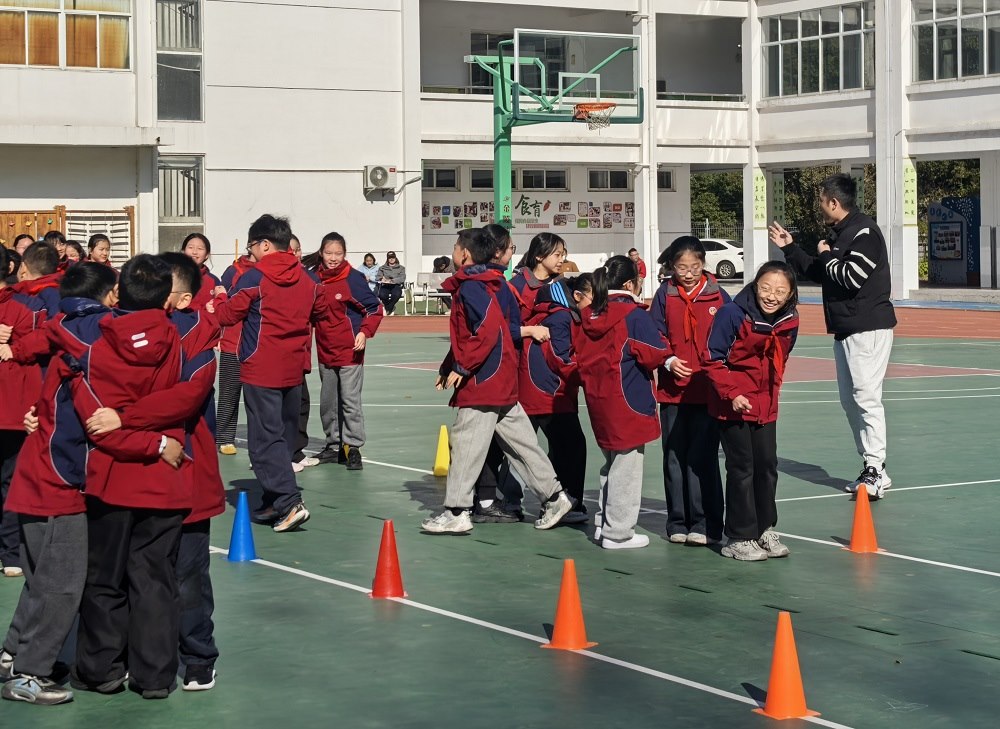 3F6E4D432167D370218BECE3C30CBAAA.jpg 3F6E4D432167D370218BECE3C30CBAAA.jpg