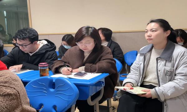 照片1(1).jpg 照片1(1).jpg