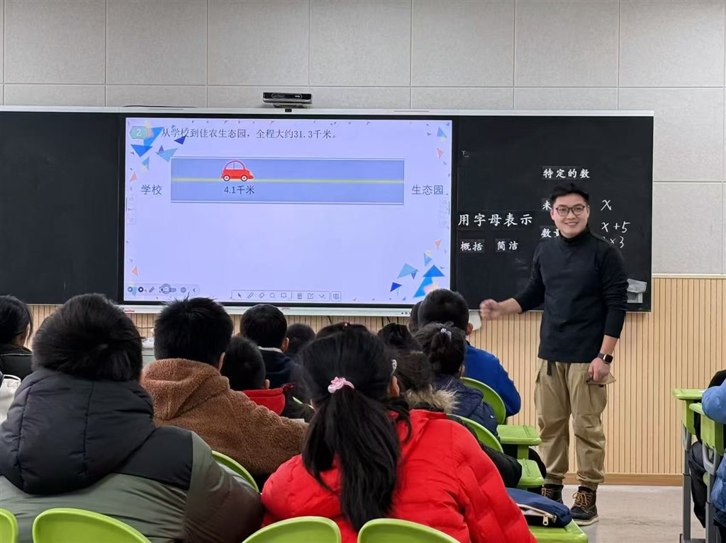 7820ccee9abcd47d90819829c4a43d0.jpg 7820ccee9abcd47d90819829c4a43d0.jpg