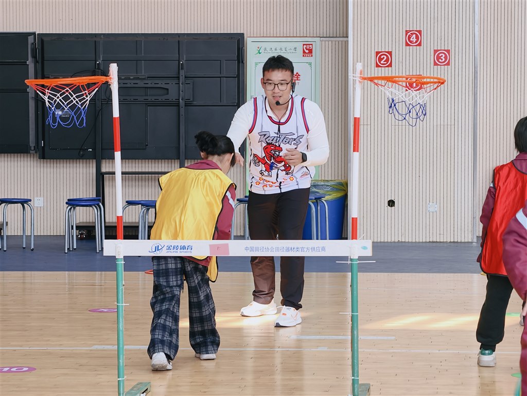 微信图片_20251218150247_114_243.jpg 微信图片_20251218150247_114_243.jpg