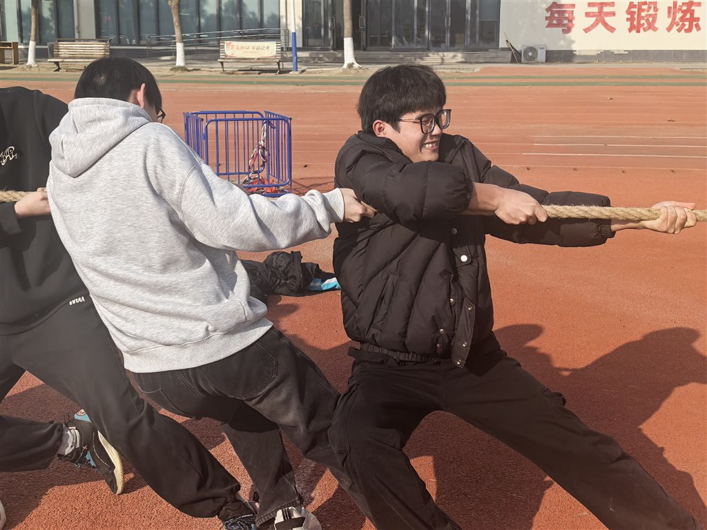 拔河2.jpg