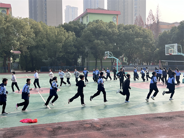 体育.jpg 体育.jpg