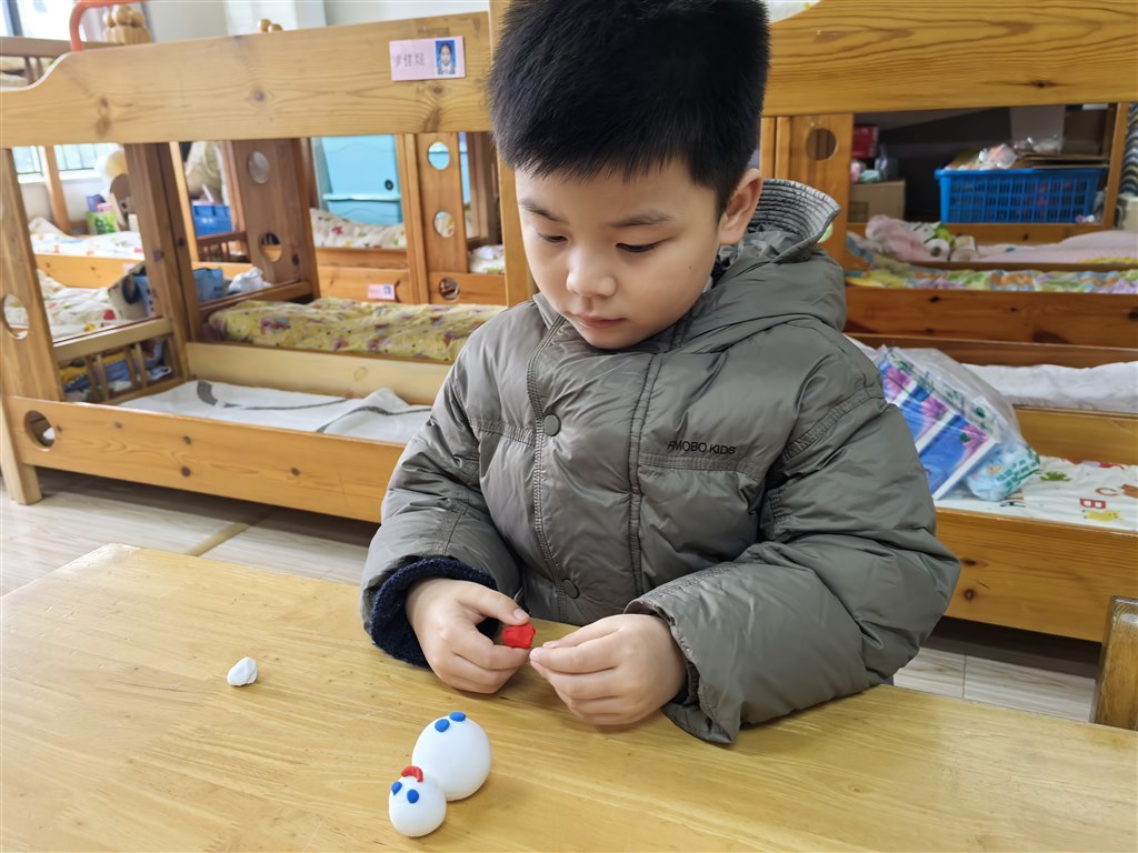 雪人泥工2.jpg 雪人泥工2.jpg