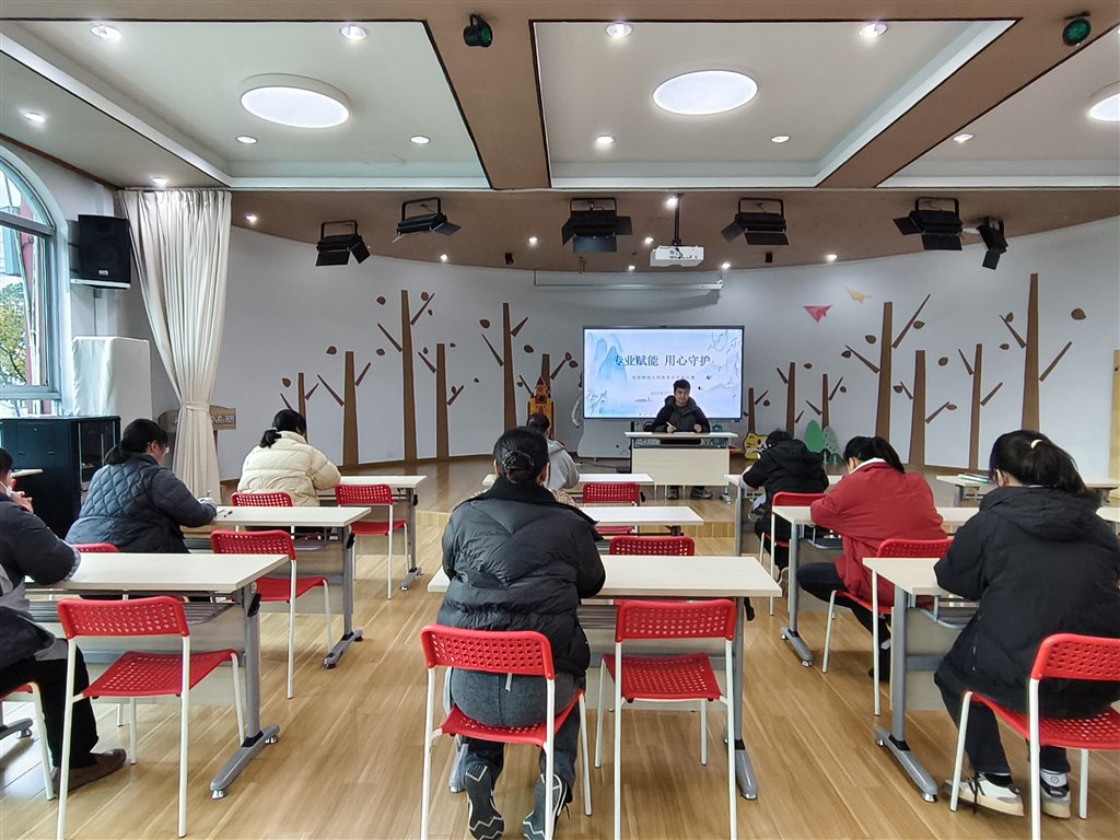 A3A81ECD77AA00BC60036D1BA0FF7E53.jpg A3A81ECD77AA00BC60036D1BA0FF7E53.jpg