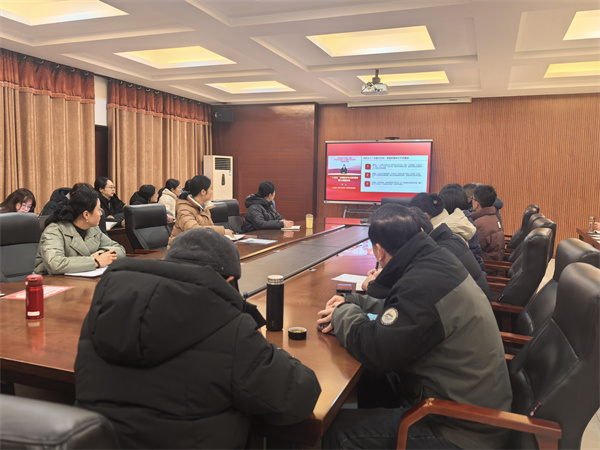 学习研讨6.jpg 学习研讨6.jpg