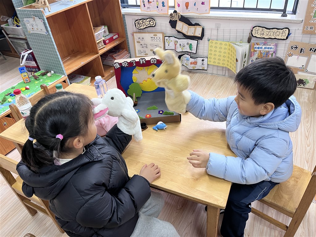 图书区1.jpg