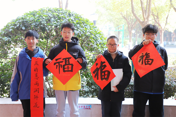 IMG_1999.JPG IMG_1999.JPG