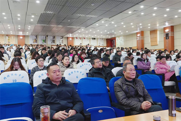 观众1.jpg 观众1.jpg