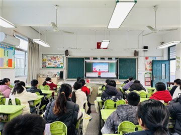 青藤生命教育|雷锋精神润童心，生命教育伴成长
