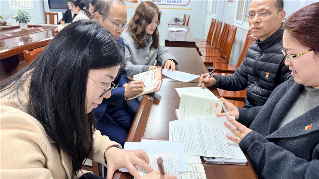 小组讨论 (3).png