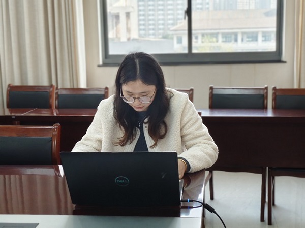 图1.jpg