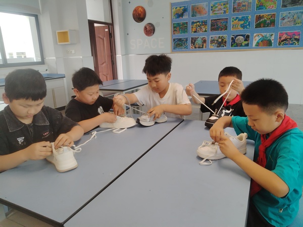 男孩子组.jpg