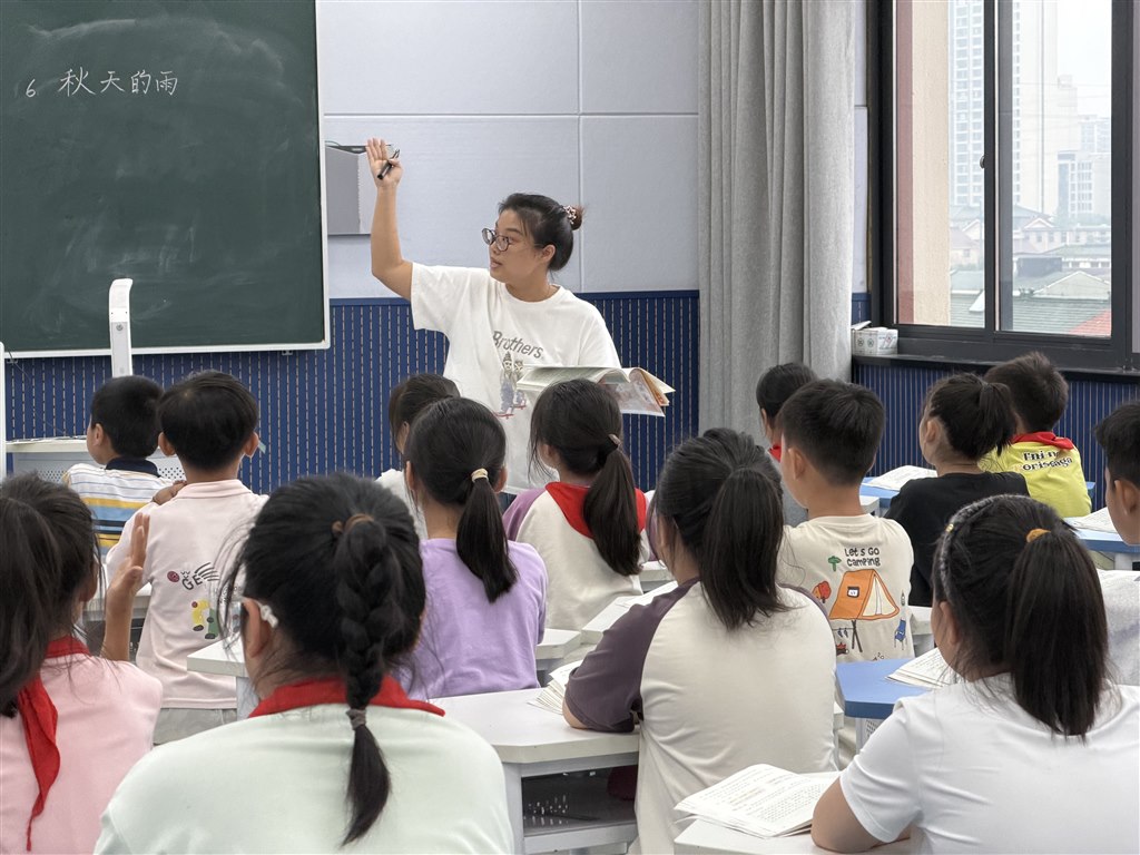 7be8ecbce68d60b5f1019c5d4ec46d14.jpg
