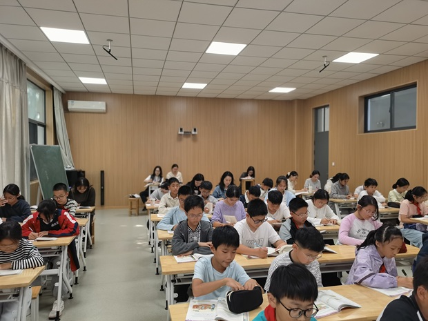 009CEC48EDF0CAA3CAEC5B4691F6713B.jpg